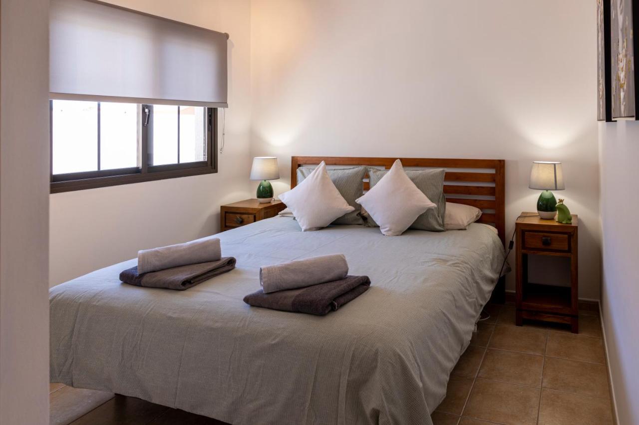 Ideal For Family Holidays, Near Beach And Golf- Casa James La Guirra Exterior photo